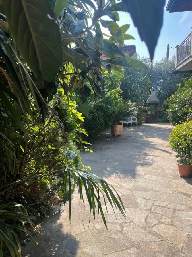 Il Giardino Di Emilia - Intero Appartamento In Villa Con Giardino Privato E Piscina Estiva Pontirolo Nuovo Exterior photo